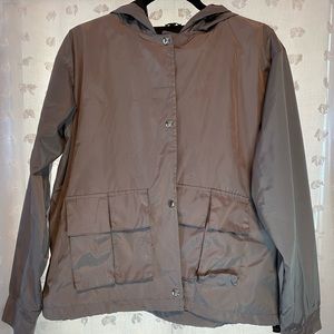 GRAY WINDBREAKER JACKET